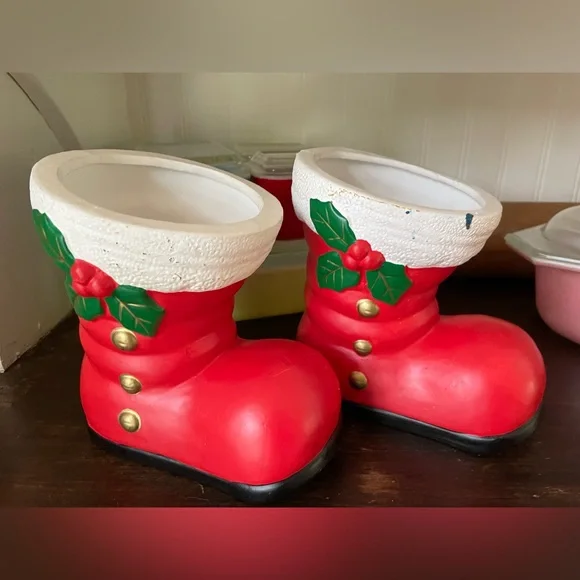 Vintage Kitschy Christmas Santa Boot Planter Set❤️🎄🌿 - Picture 2 of 15